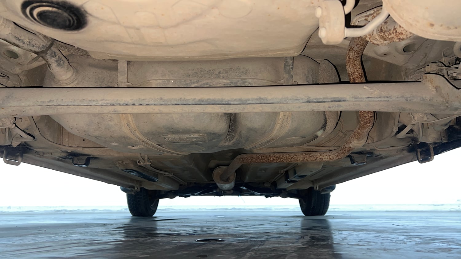 Used 2018 Maruti Suzuki Celerio ZXi (O) AMT Petrol Automatic extra REAR UNDERBODY VIEW (TAKEN FROM REAR)
