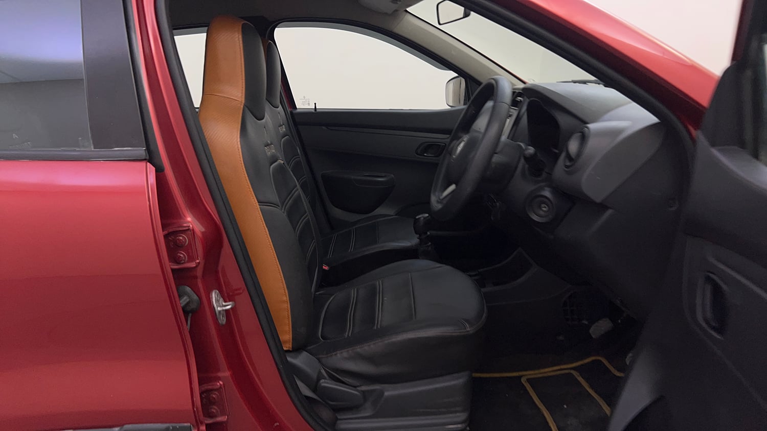 Used 2016 Renault Kwid RXT Petrol Manual interior RIGHT SIDE FRONT DOOR CABIN VIEW