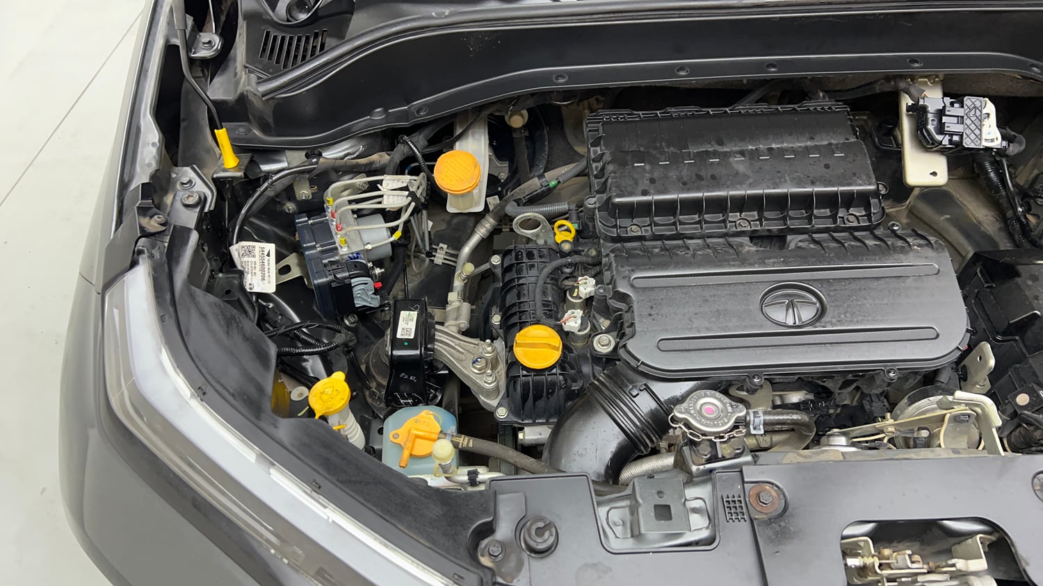 Used 2022 Tata Punch Pure MT Petrol Manual engine ENGINE RIGHT SIDE VIEW