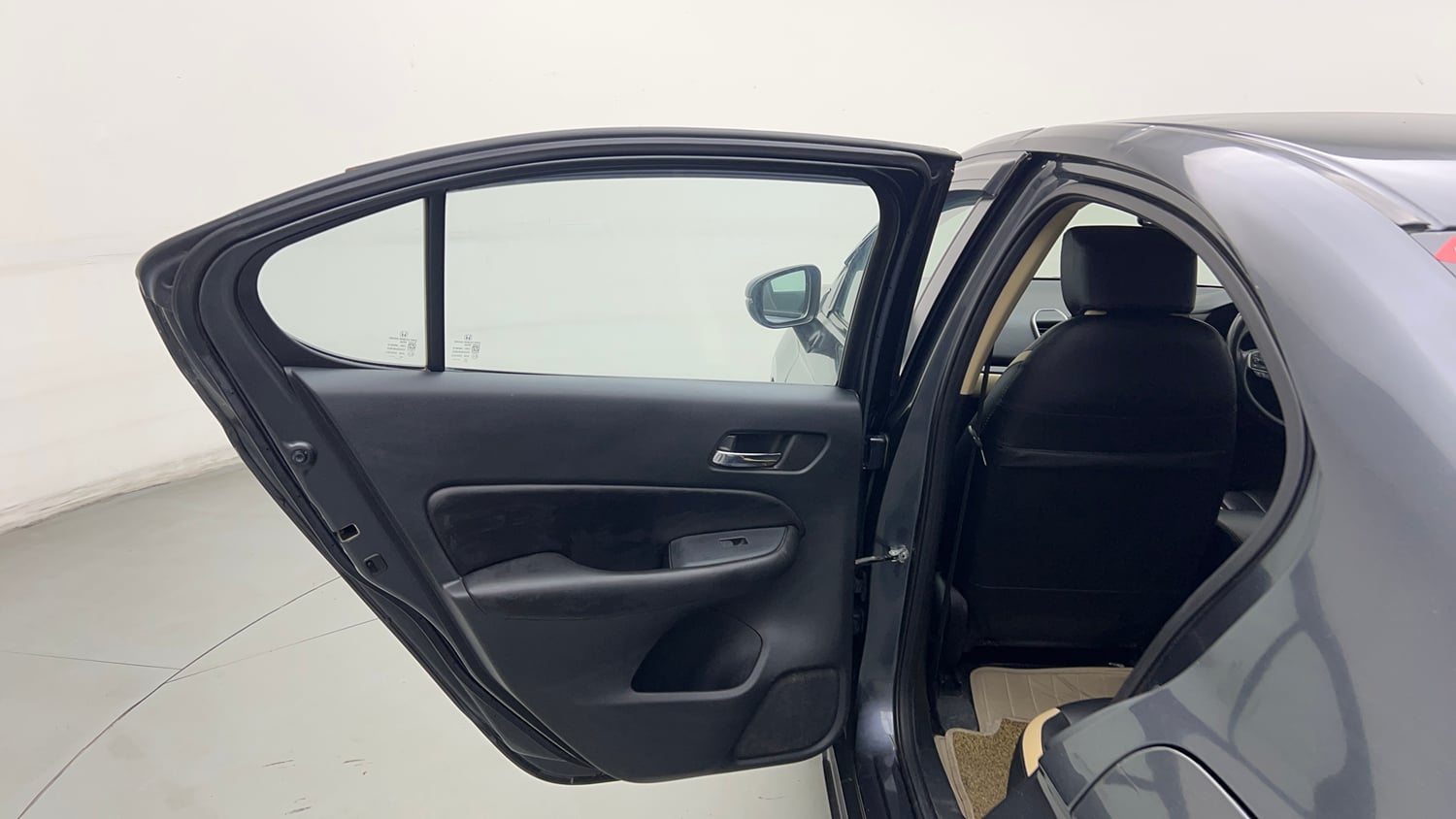 Used 2022 Honda City VX CVT Petrol Petrol Automatic interior LEFT REAR DOOR OPEN VIEW