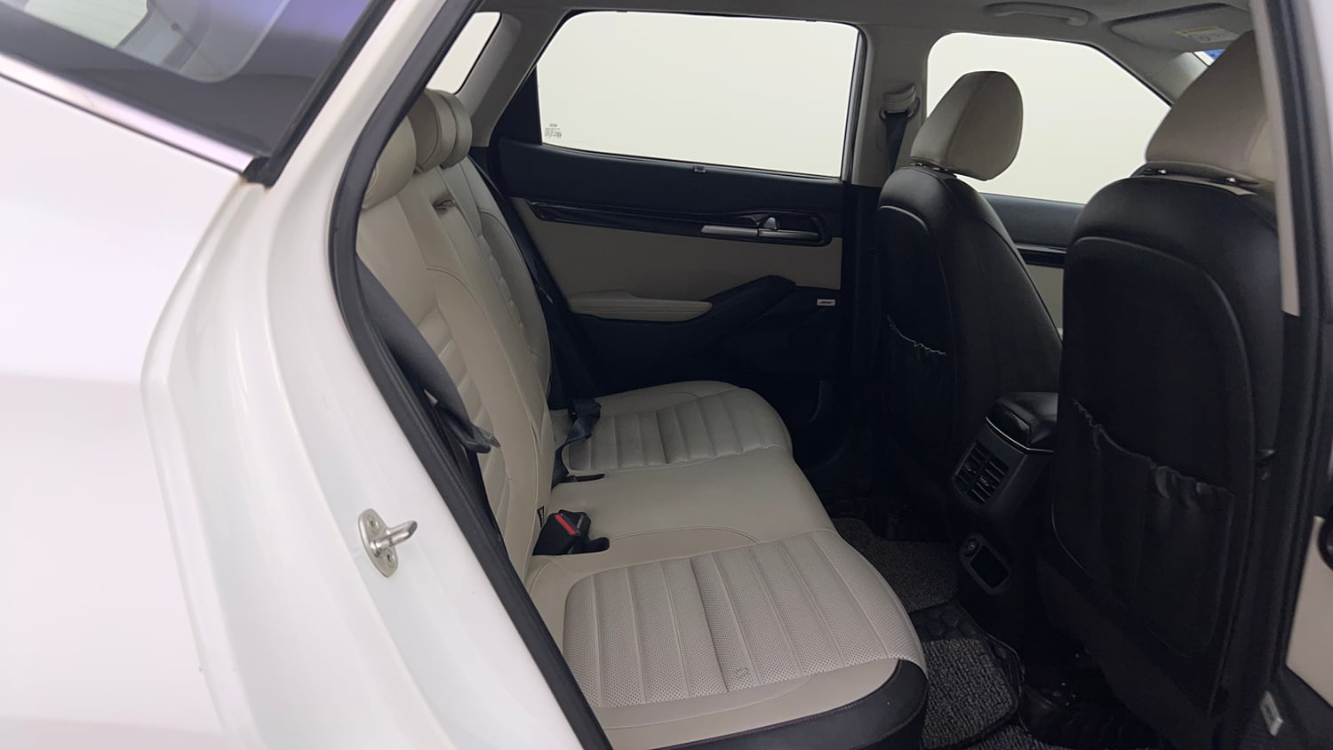 Used 2019 kia Seltos GTX Plus DCT 1.4 Petrol Automatic interior RIGHT SIDE REAR DOOR CABIN VIEW