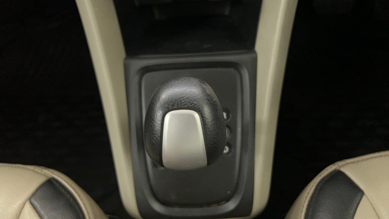 Used 2016 Maruti Suzuki Celerio VXi AMT Petrol Automatic interior GEAR  KNOB VIEW