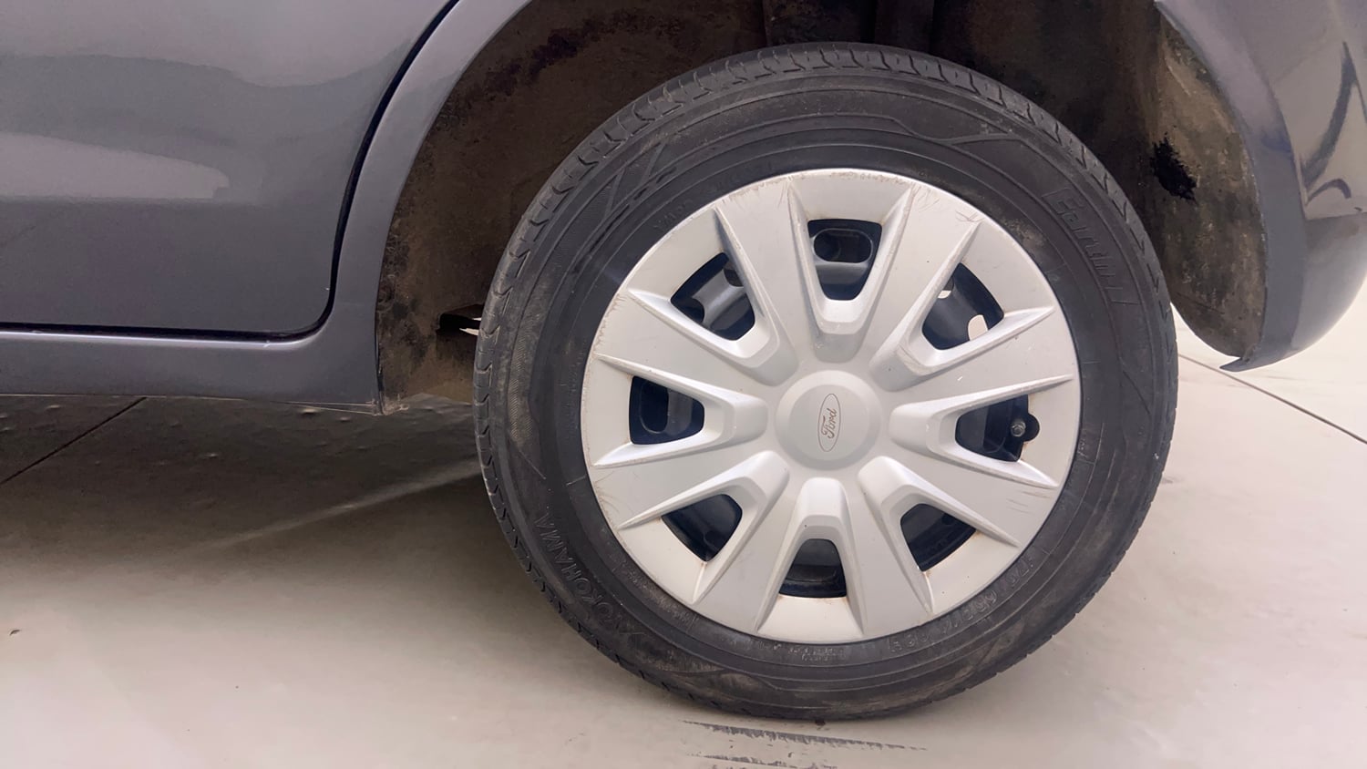 Used 2013 Ford Figo Duratorq Diesel ZXI 1.4 Diesel Manual tyres LEFT REAR TYRE RIM VIEW