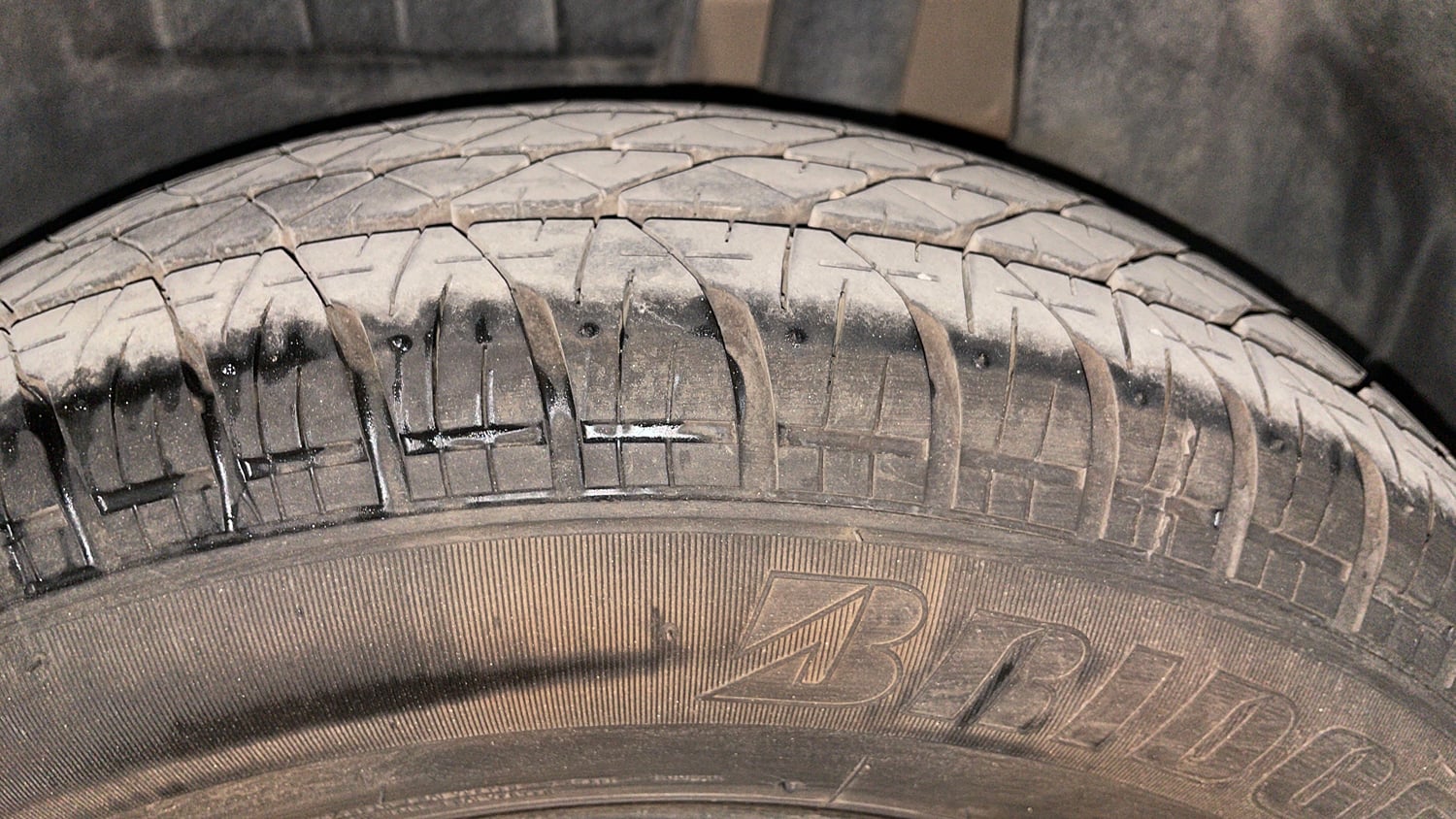 Used 2018 Maruti Suzuki Dzire VXi AMT Petrol Automatic tyres LEFT REAR TYRE TREAD VIEW