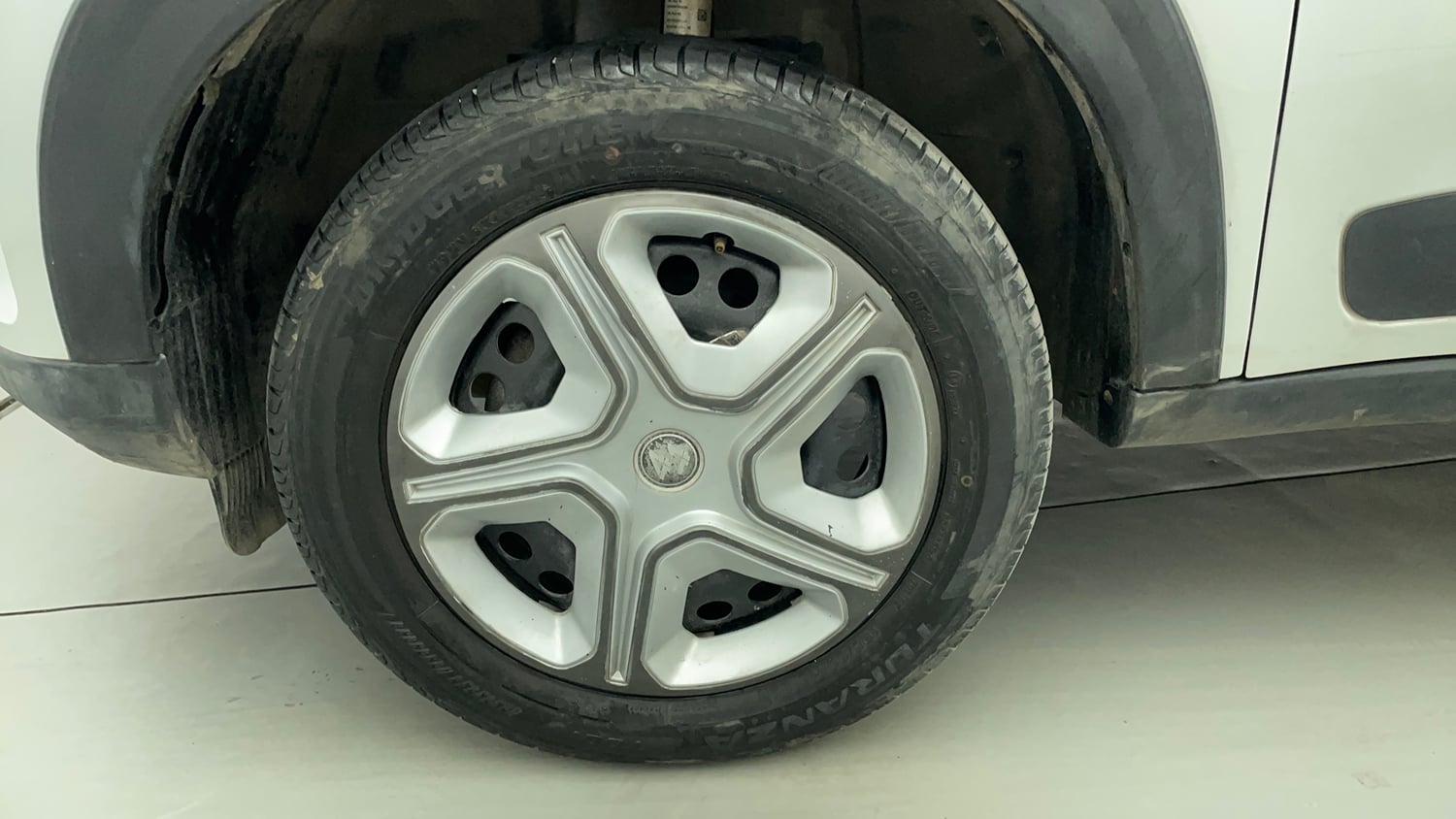 Used 2024 Tata Nexon Smart 1.2 Revotron Petrol 5MT Petrol Manual tyres LEFT FRONT TYRE RIM VIEW