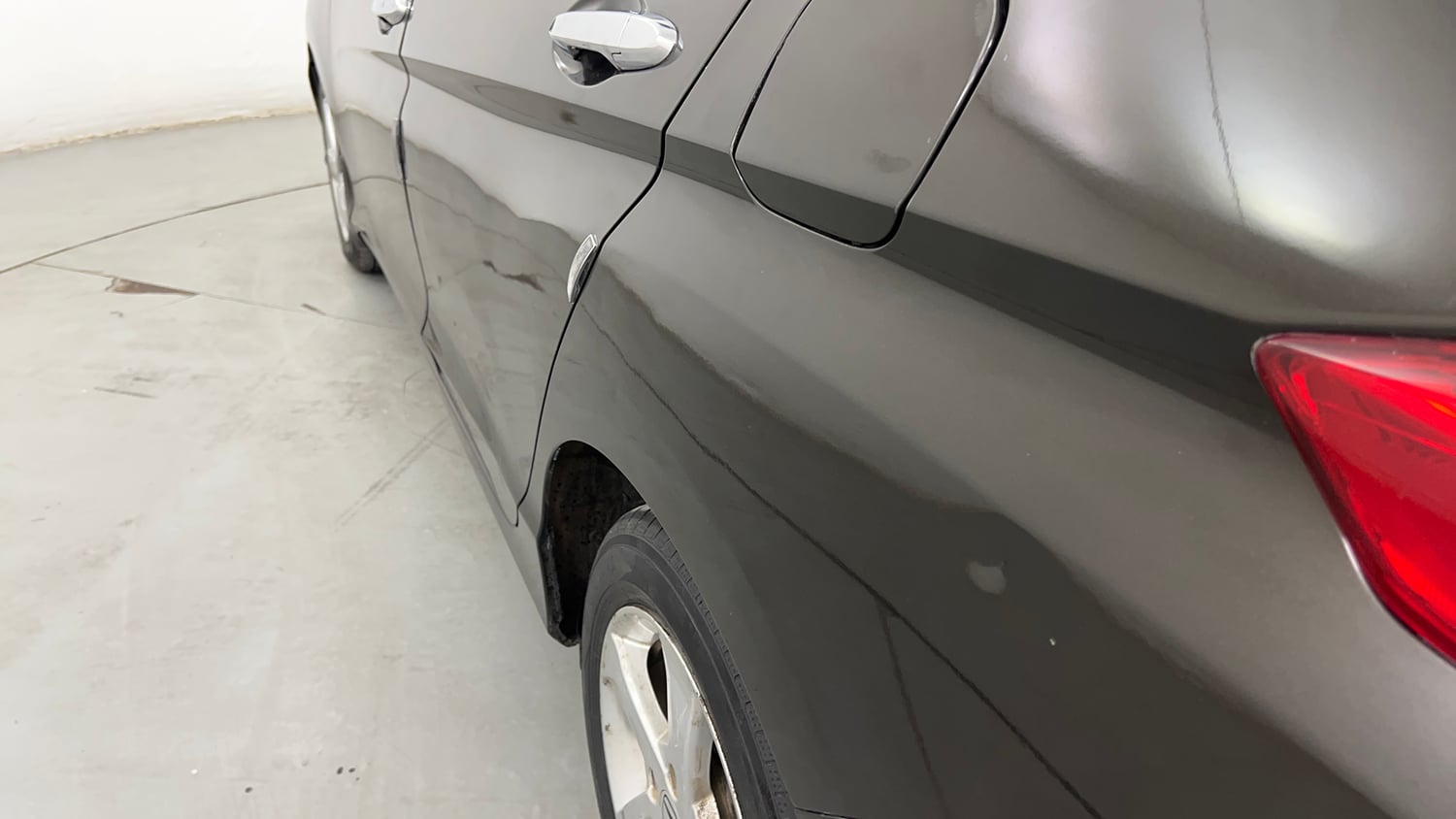 Used 2014 Honda City VX CVT Petrol Automatic dents MINOR DENT