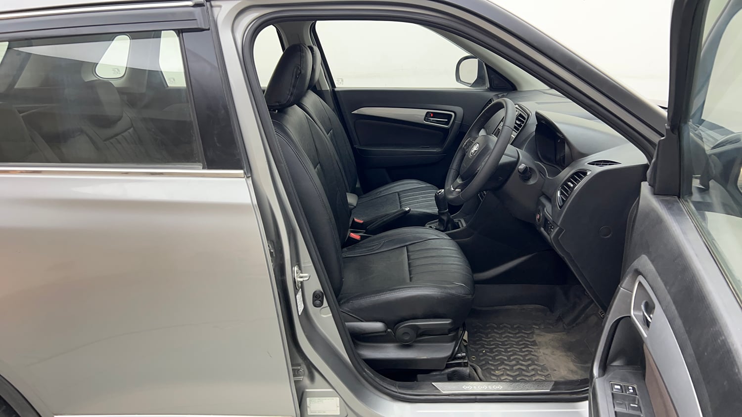 Used 2022 Toyota Urban Cruiser Premium Grade MT Petrol Manual interior RIGHT SIDE FRONT DOOR CABIN VIEW