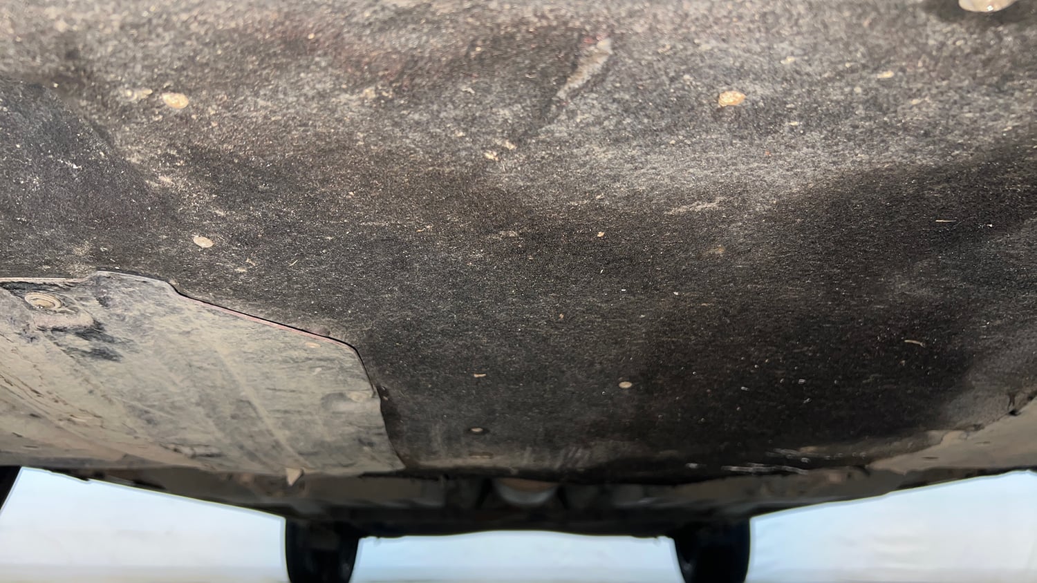 Used 2023 Maruti Suzuki Fronx Delta Plus 1.2L MT Petrol Manual extra FRONT LEFT UNDERBODY VIEW