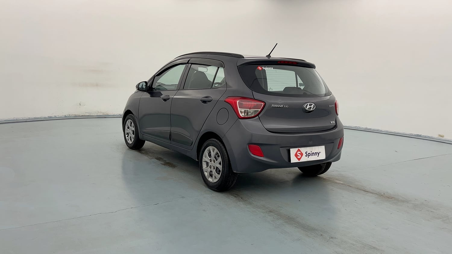 Used 2015 Hyundai Grand i10 Sportz 1.2 Kappa VTVT Petrol Manual exterior LEFT REAR CORNER VIEW