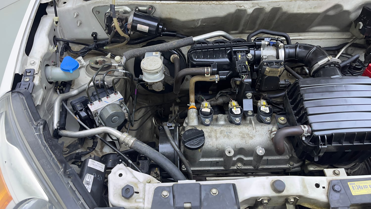 Used 2022 Maruti Suzuki Alto 800 LXi (O) Petrol Manual engine ENGINE RIGHT SIDE VIEW