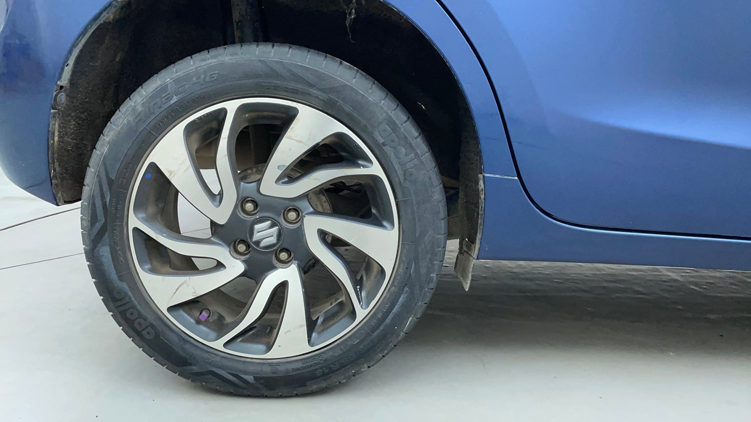 Used 2019 Maruti Suzuki Baleno Alpha Automatic Petrol Automatic tyres RIGHT REAR TYRE RIM VIEW