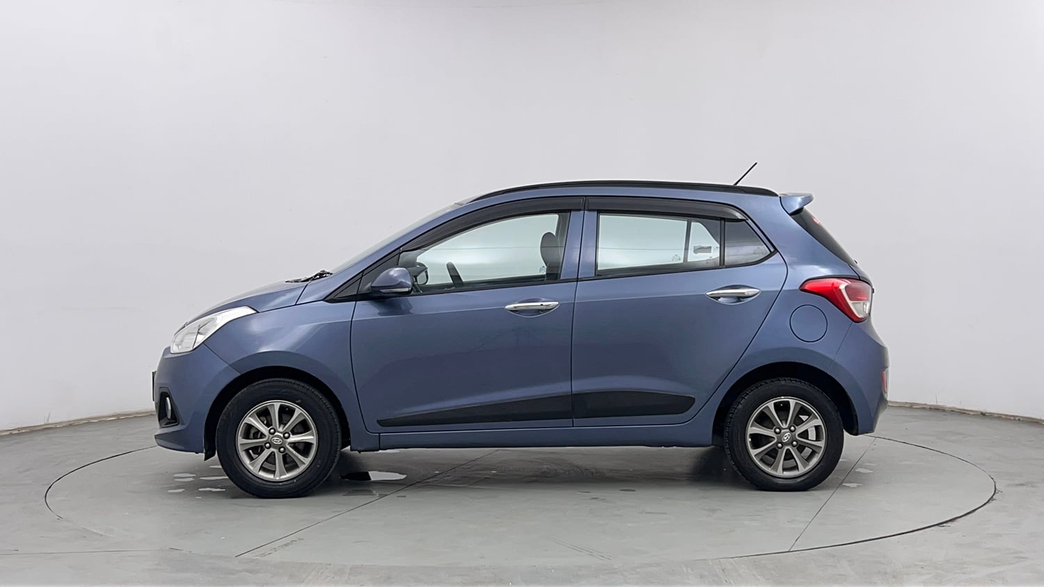 Used 2016 Hyundai Grand i10 Asta 1.2 Kappa VTVT Petrol Manual exterior LEFT SIDE VIEW