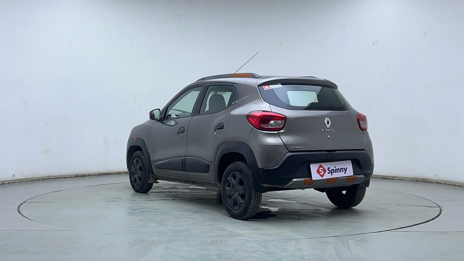 Used 2018 Renault Kwid CLIMBER 1.0 Petrol Manual exterior LEFT REAR CORNER VIEW