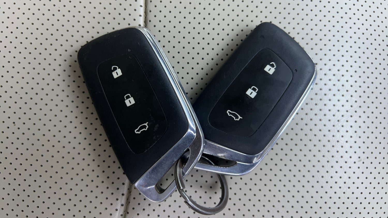 Used 2023 MG Motors Hector Sharp 2.0 Diesel Turbo MT Diesel Manual extra CAR KEY VIEW