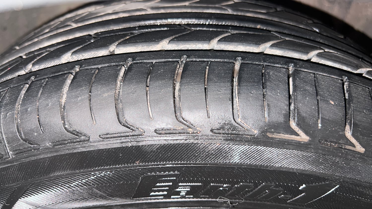 Used 2019 Ford Freestyle Trend Plus 1.2 Ti-VCT Petrol Manual tyres RIGHT FRONT TYRE TREAD VIEW
