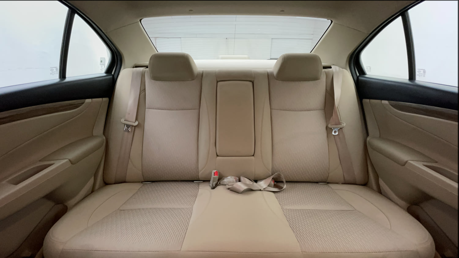 Used 2022 Maruti Suzuki Ciaz Delta 1.5 Petrol Manual interior REAR SEAT CONDITION VIEW