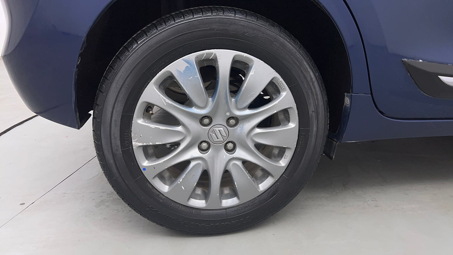 Used 2018 Maruti Suzuki Baleno Zeta 1.2 Petrol Manual tyres RIGHT REAR TYRE RIM VIEW
