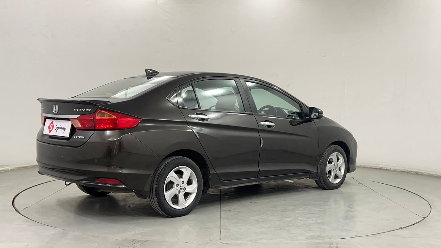 Used 2014 Honda City VX CVT Petrol Automatic exterior RIGHT REAR CORNER VIEW