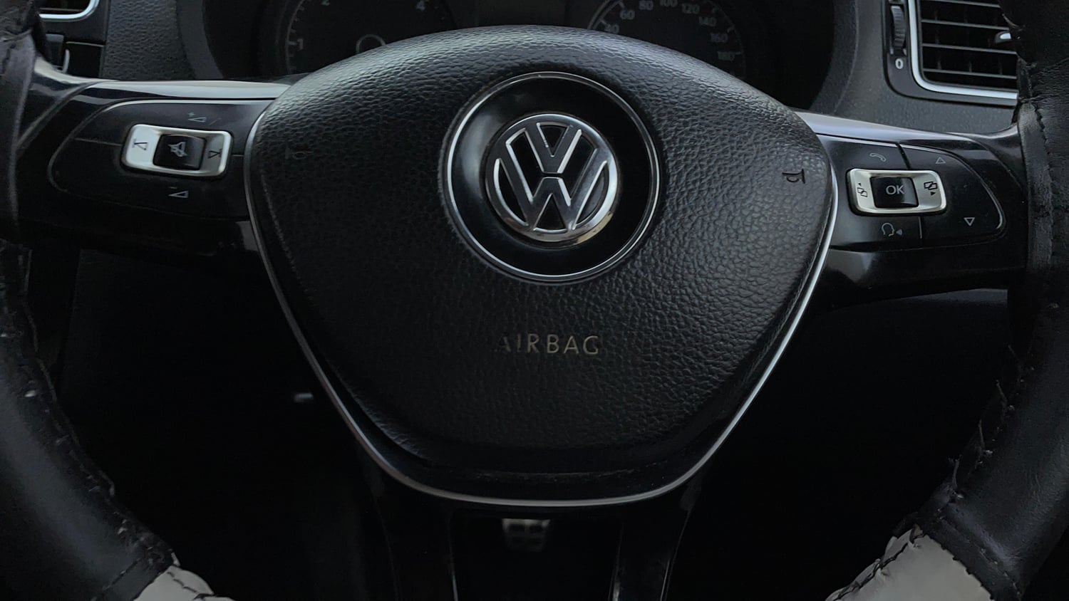 Used 2015 Volkswagen Polo GT TDI Diesel Manual top_features Airbags