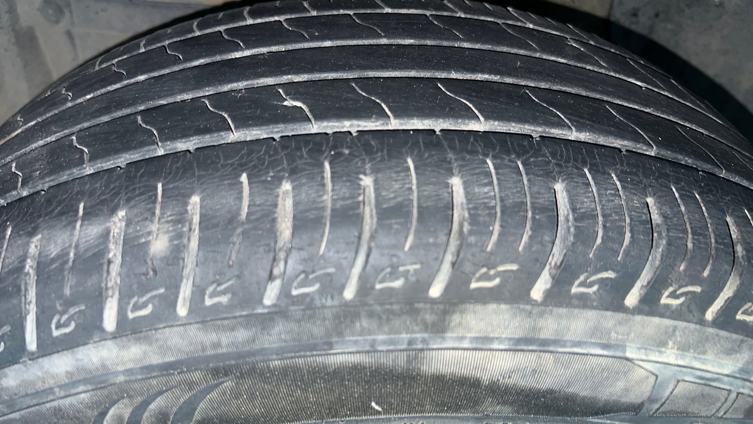 Used 2022 Toyota Urban Cruiser Premium Grade MT Petrol Manual tyres LEFT FRONT TYRE TREAD VIEW