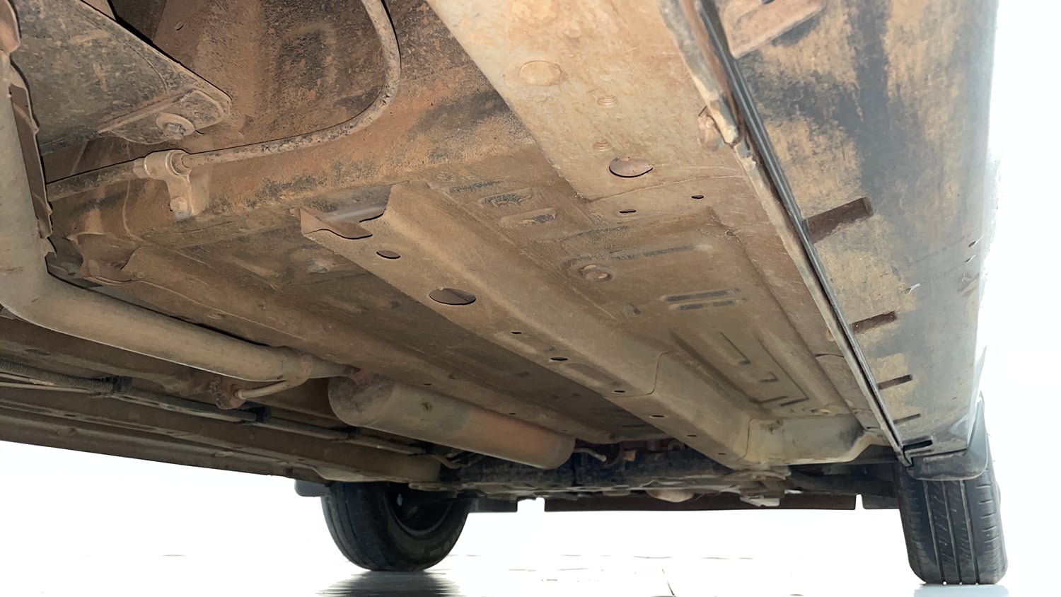 Used 2025 Tata Punch Pure MT Petrol Manual extra REAR RIGHT UNDERBODY VIEW