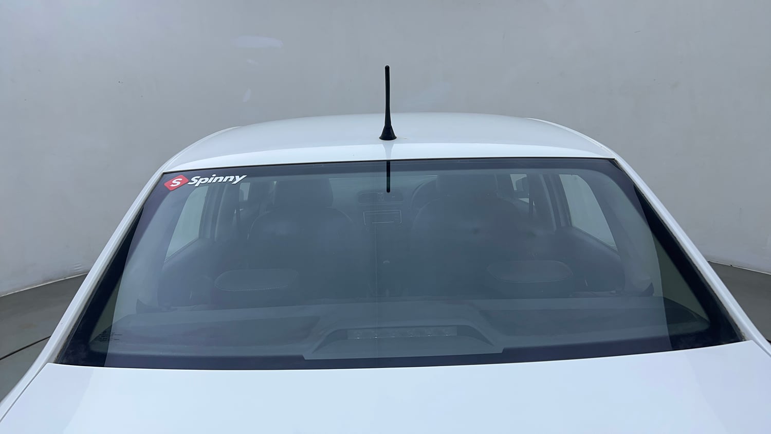 Used 2018 Volkswagen Ameo Comfortline 1.2L (P) Petrol Manual exterior BACK WINDSHIELD VIEW