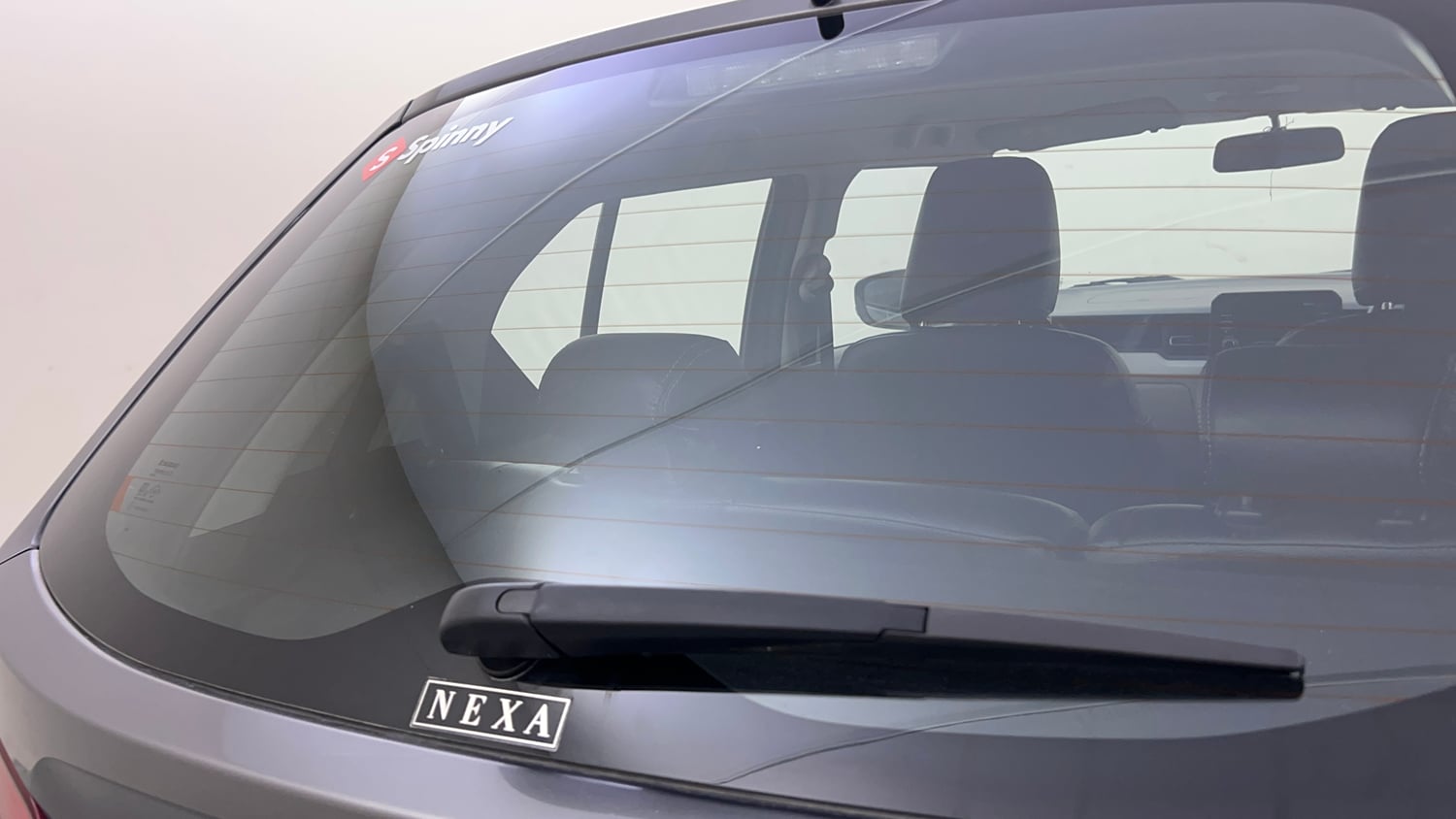 Used 2017 Maruti Suzuki Ignis Zeta 1.2 AMT Petrol Automatic top_features Rear wiper