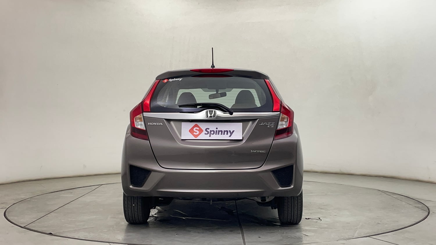 Used 2016 Honda Jazz V Petrol Petrol Manual exterior BACK VIEW