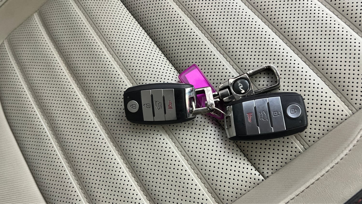 Used 2019 kia Seltos GTX Plus DCT 1.4 Petrol Automatic extra CAR KEY VIEW