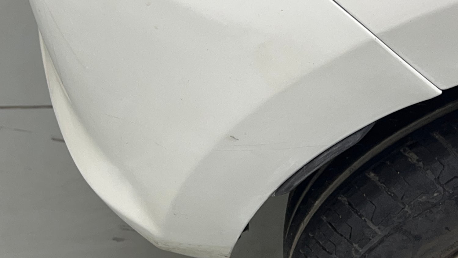 Used 2022 Maruti Suzuki Swift LXi Petrol Manual dents MINOR SCRATCH