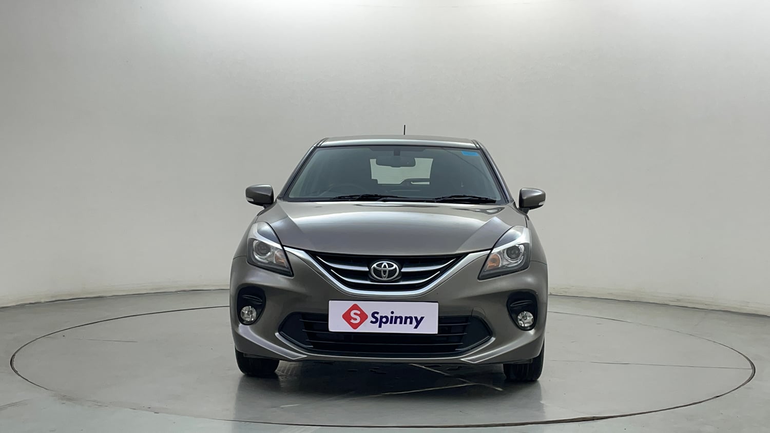 Used 2022 Toyota Glanza V CVT Petrol Automatic exterior FRONT VIEW