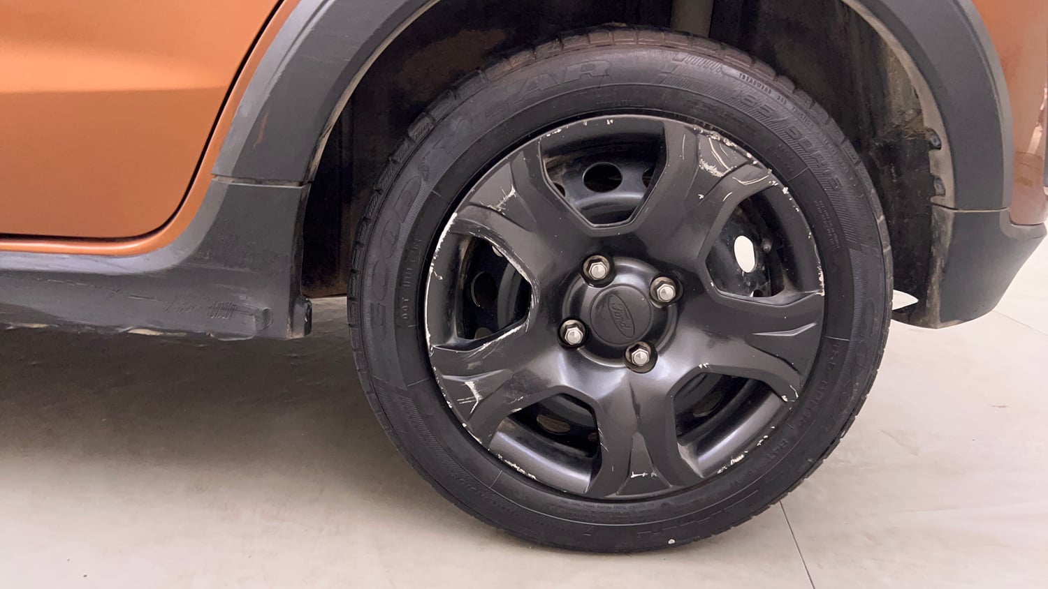 Used 2019 Ford Freestyle Trend Plus 1.2 Ti-VCT Petrol Manual tyres LEFT REAR TYRE RIM VIEW