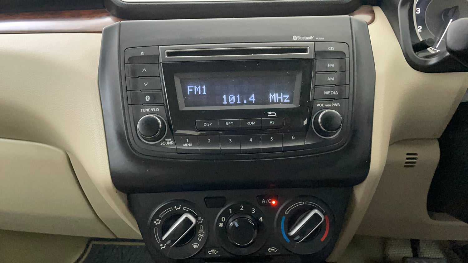 Used 2018 Maruti Suzuki Dzire VXi AMT Petrol Automatic interior MUSIC SYSTEM & AC CONTROL VIEW