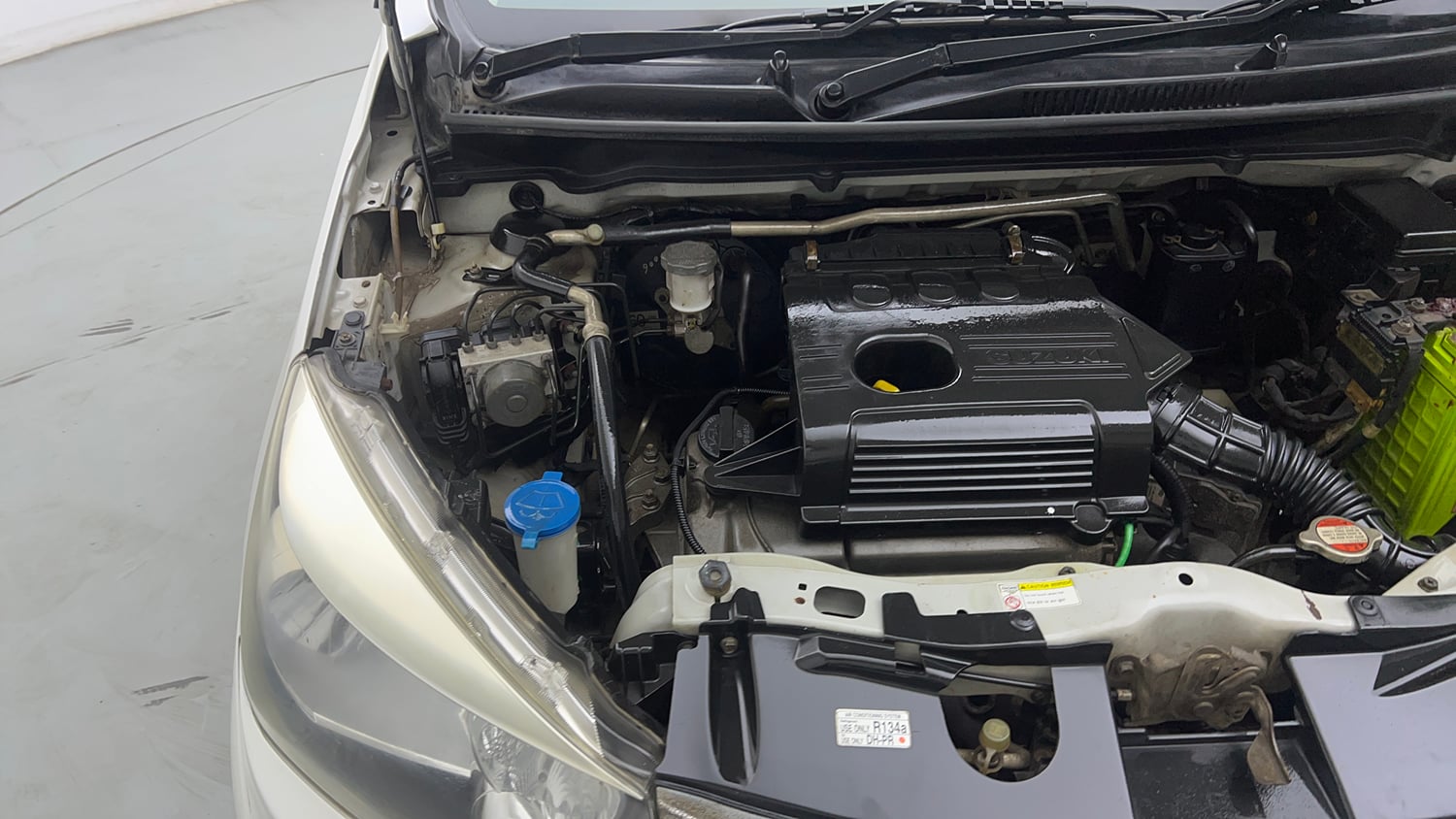 Used 2018 Maruti Suzuki Celerio ZXi (O) AMT Petrol Automatic engine ENGINE RIGHT SIDE VIEW