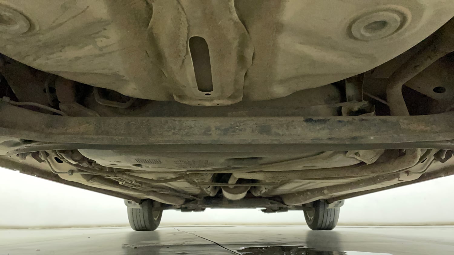 Used 2016 Maruti Suzuki Baleno Zeta 1.2 Petrol Manual extra REAR UNDERBODY VIEW (TAKEN FROM REAR)