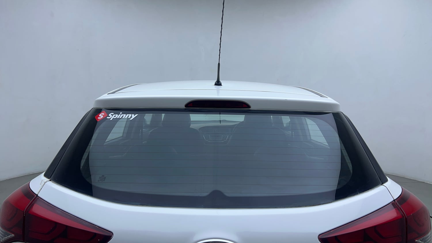 Used 2015 Hyundai Elite i20 Sportz 1.2 Petrol Manual exterior BACK WINDSHIELD VIEW