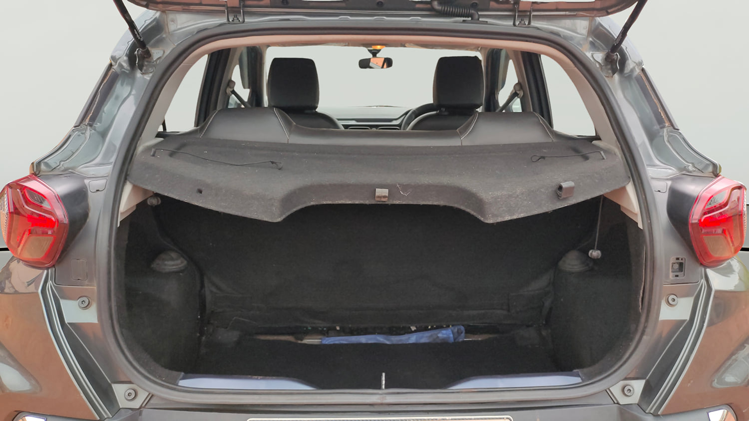 Used 2023 Tata Punch Pure MT Petrol Manual interior DICKY INSIDE VIEW