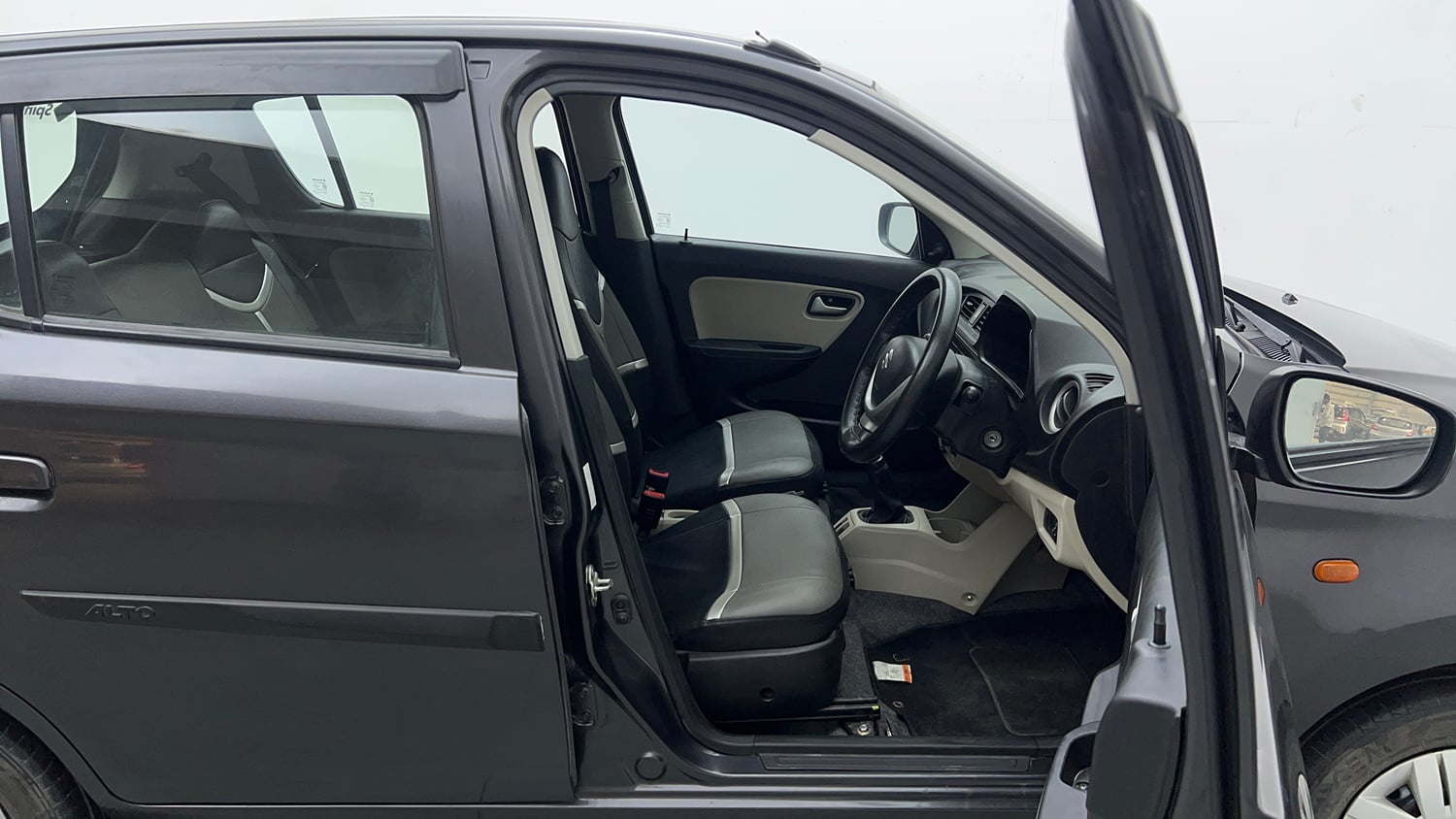Used 2021 Maruti Suzuki Alto 800 VXi Petrol Manual interior RIGHT SIDE FRONT DOOR CABIN VIEW