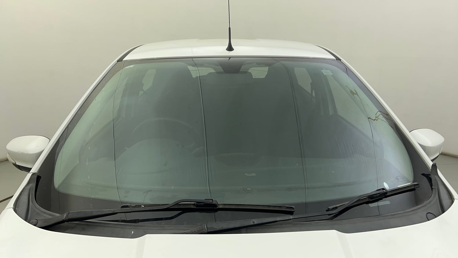 Used 2018 Ford Figo Titanium 1.2 Ti-VCT Petrol Manual exterior FRONT WINDSHIELD VIEW