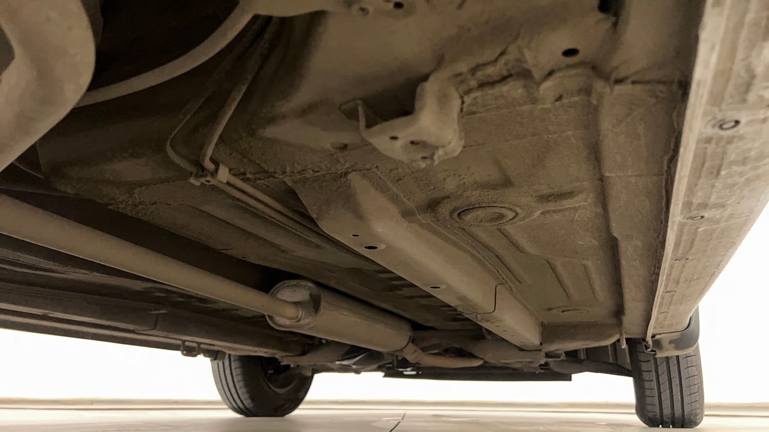 Used 2016 Maruti Suzuki Celerio VXi AMT Petrol Automatic extra REAR RIGHT UNDERBODY VIEW