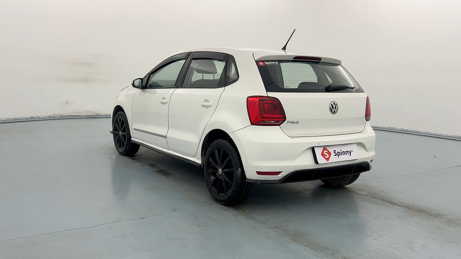 Used 2019 Volkswagen Polo Highline Plus 1.0 (P) Petrol Manual exterior LEFT REAR CORNER VIEW