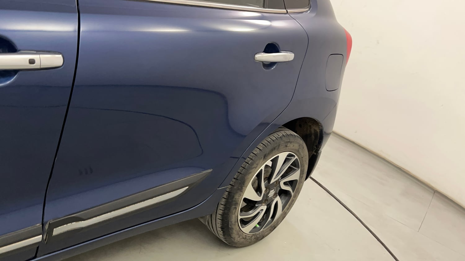 Used 2021 Maruti Suzuki Baleno Zeta Petrol Manual dents MINOR SCRATCH