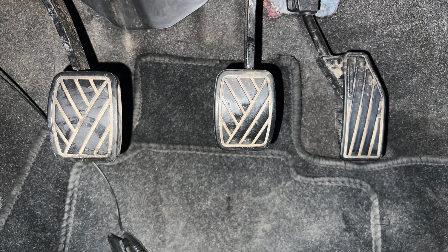 Used 2021 Maruti Suzuki Swift VXi Petrol Manual interior PEDALS VIEW