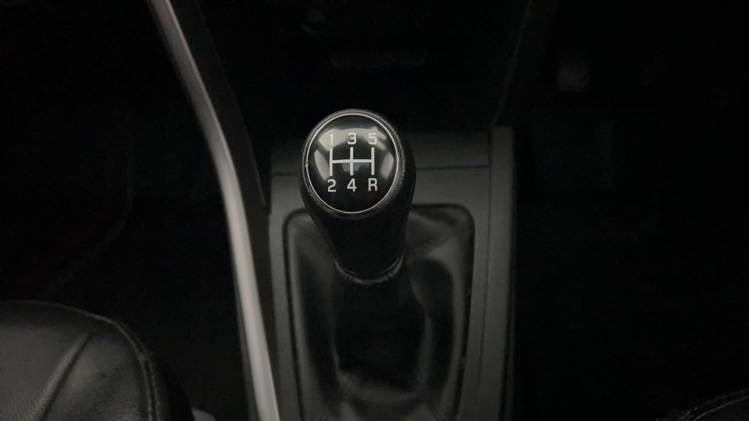 Used 2023 Maruti Suzuki Brezza ZXi Petrol Manual interior GEAR  KNOB VIEW