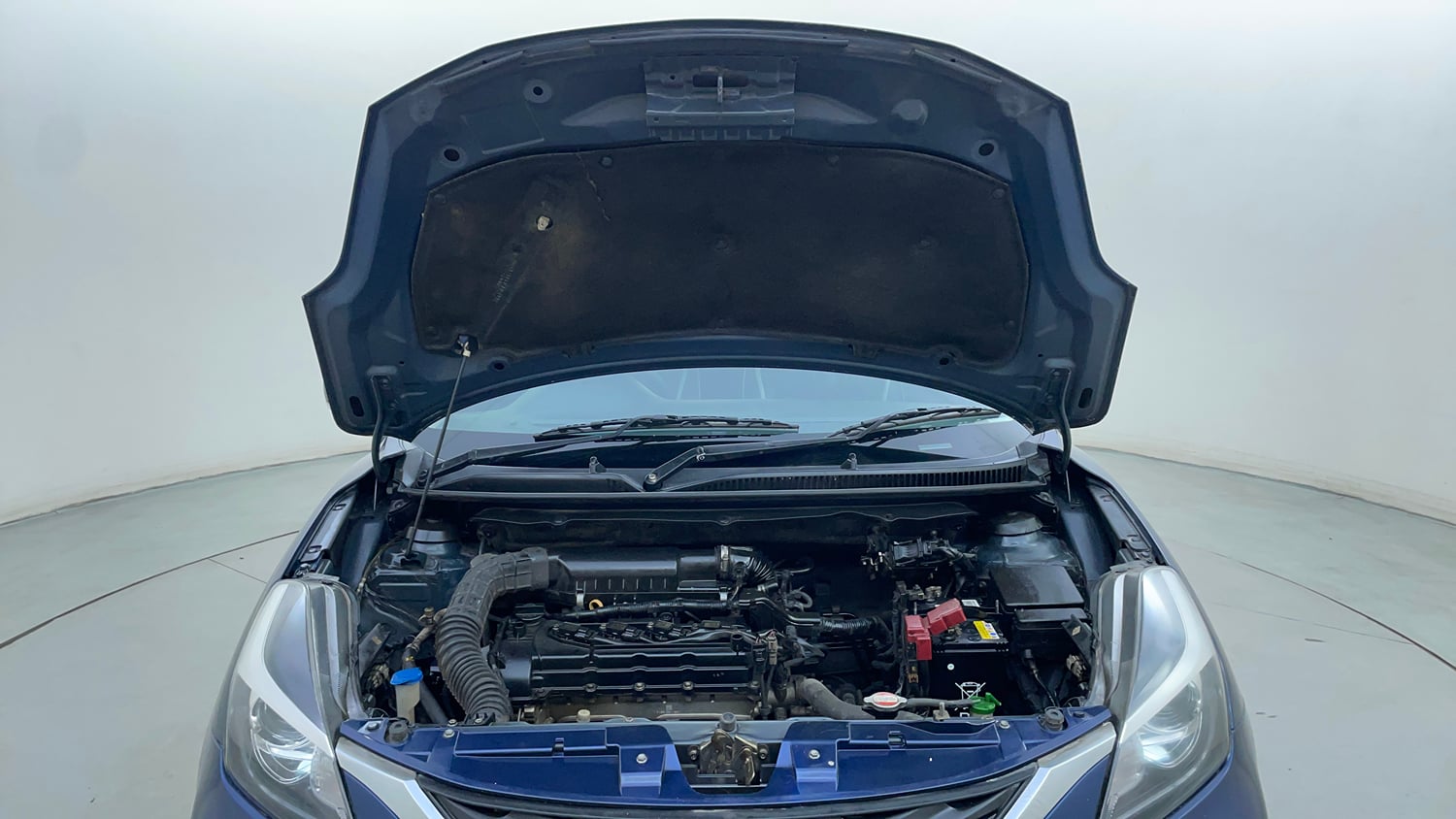 Used 2019 Maruti Suzuki Baleno Alpha Automatic Petrol Automatic engine ENGINE & BONNET OPEN FRONT VIEW