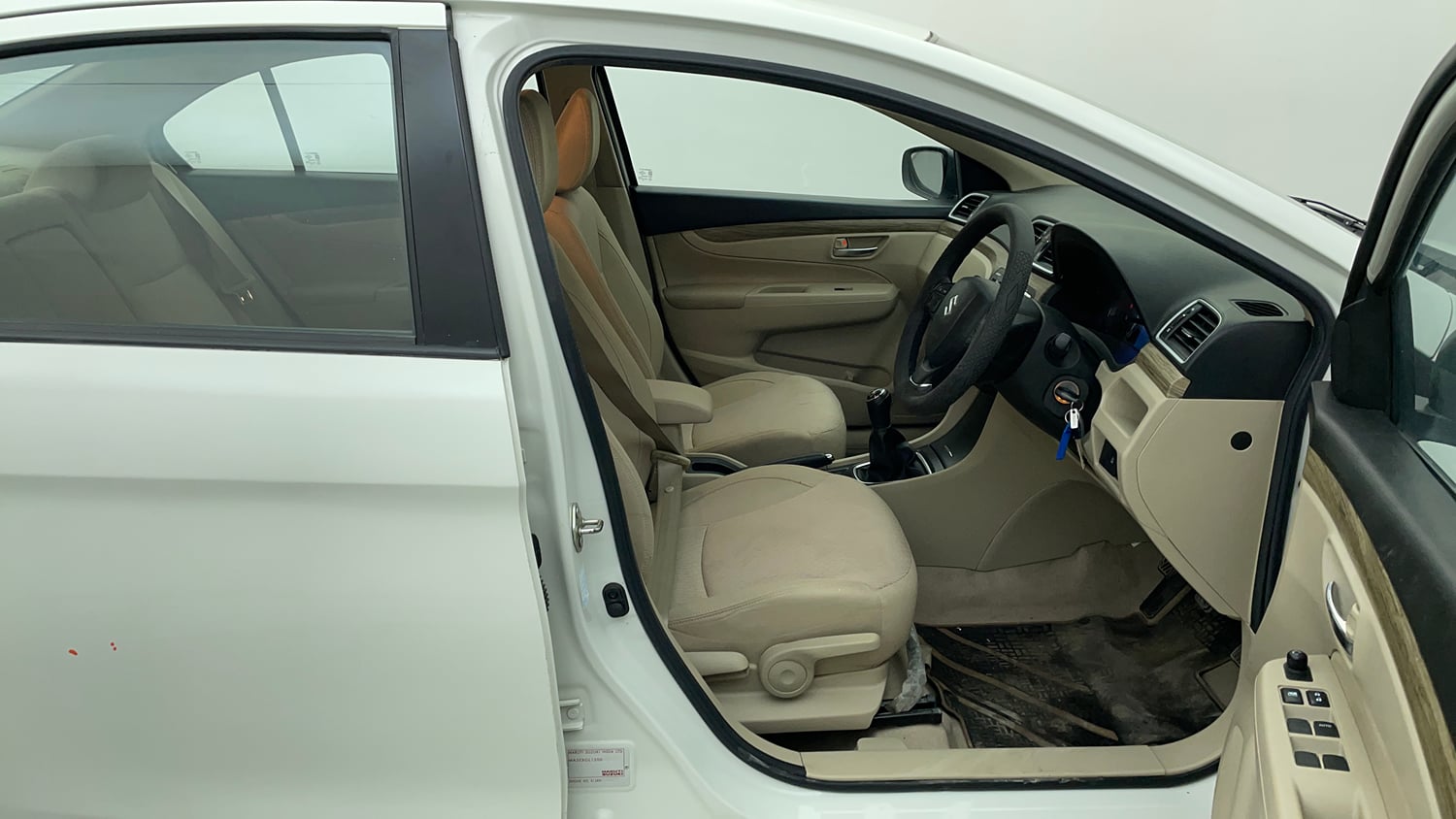 Used 2022 Maruti Suzuki Ciaz Delta 1.5 Petrol Manual interior RIGHT SIDE FRONT DOOR CABIN VIEW