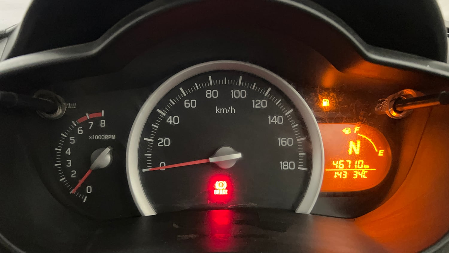 Used 2016 Maruti Suzuki Celerio VXi AMT Petrol Automatic interior CLUSTERMETER VIEW