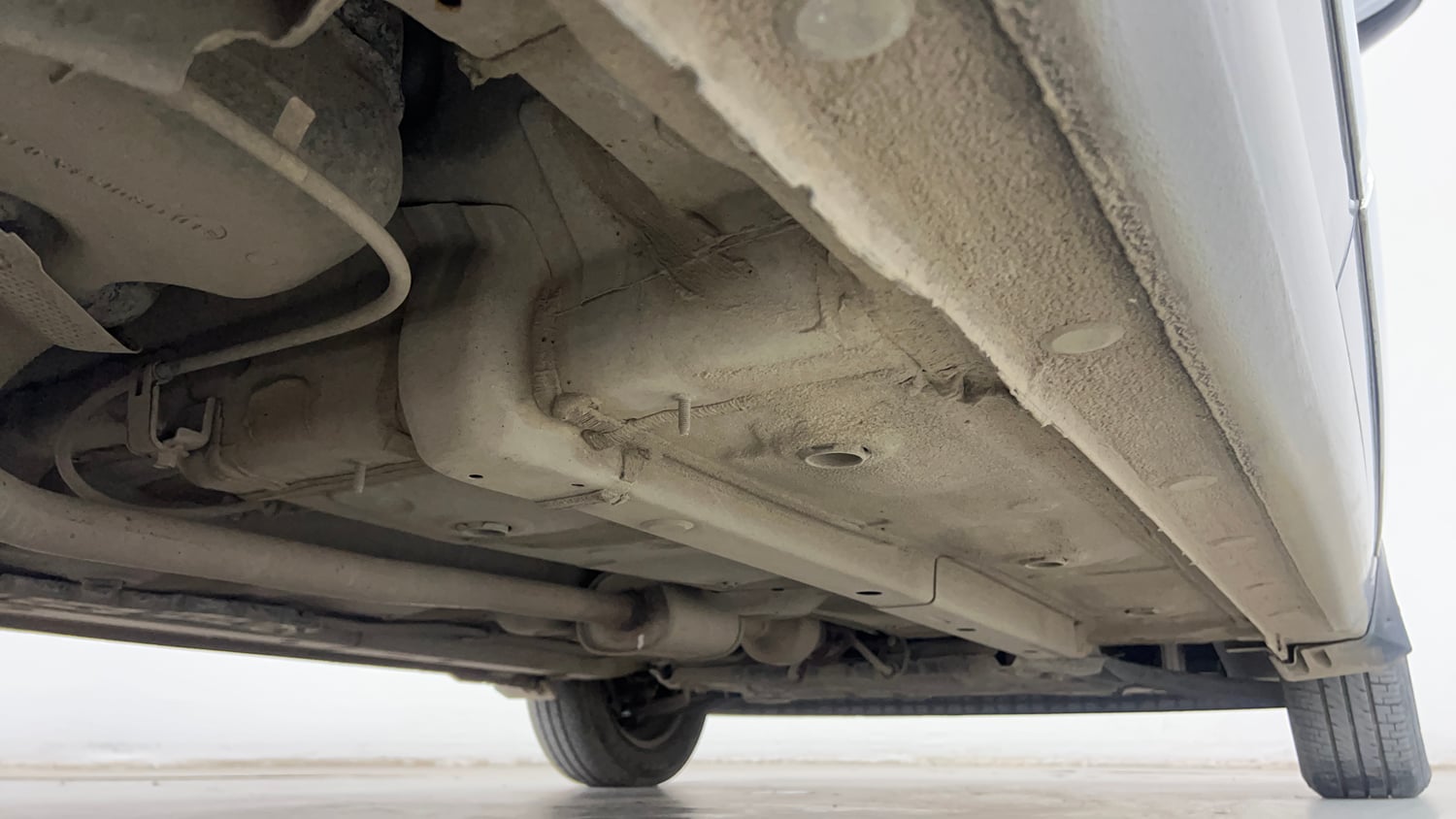 Used 2021 Hyundai Santro Sportz AMT Petrol Automatic extra REAR RIGHT UNDERBODY VIEW