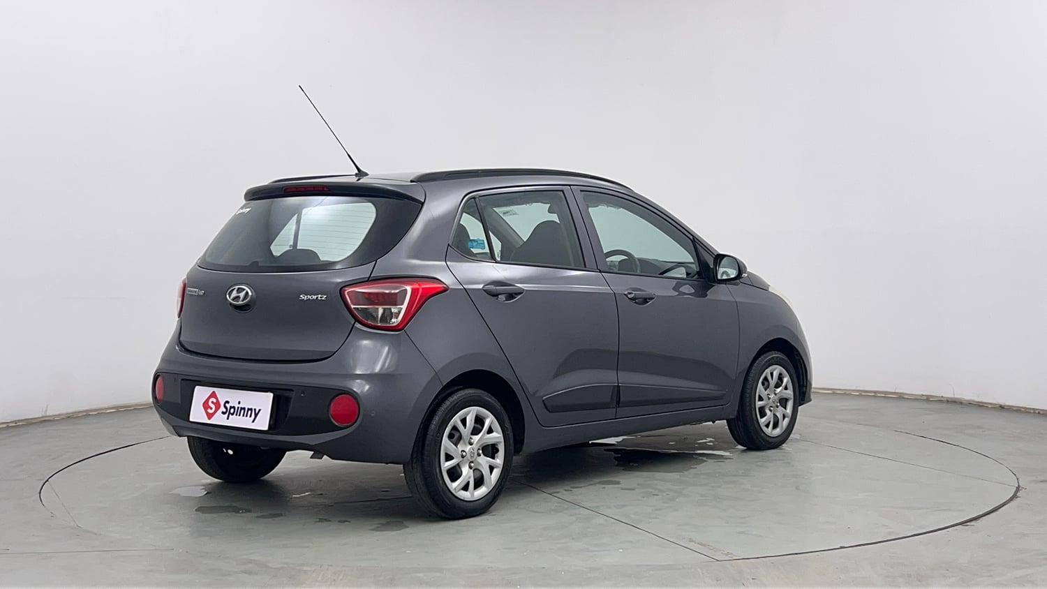 Used 2018 Hyundai Grand i10 Sportz 1.2 Kappa VTVT Petrol Manual exterior RIGHT REAR CORNER VIEW