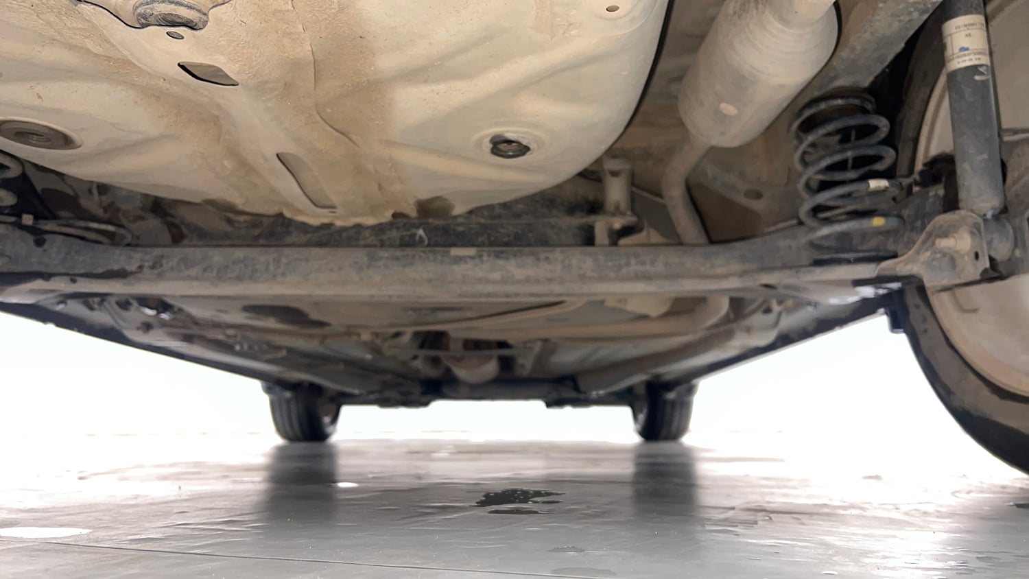 Used 2018 Maruti Suzuki Baleno Zeta 1.2 Petrol Manual extra REAR UNDERBODY VIEW (TAKEN FROM REAR)